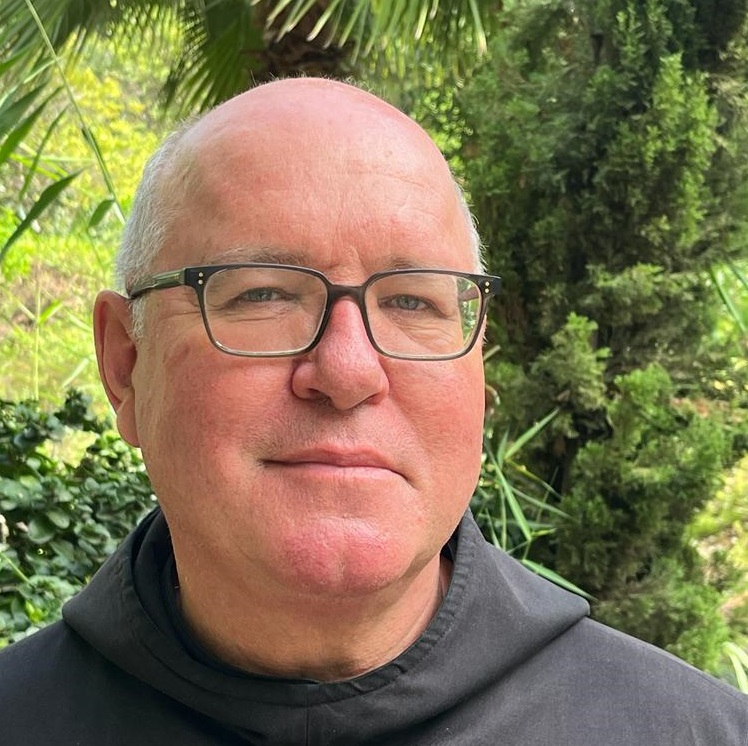 #264 Pater Elias – Auslandsseelsorger in Tabgha, Israel: „Wir Christen werden in diesem Krieg zerrieben“