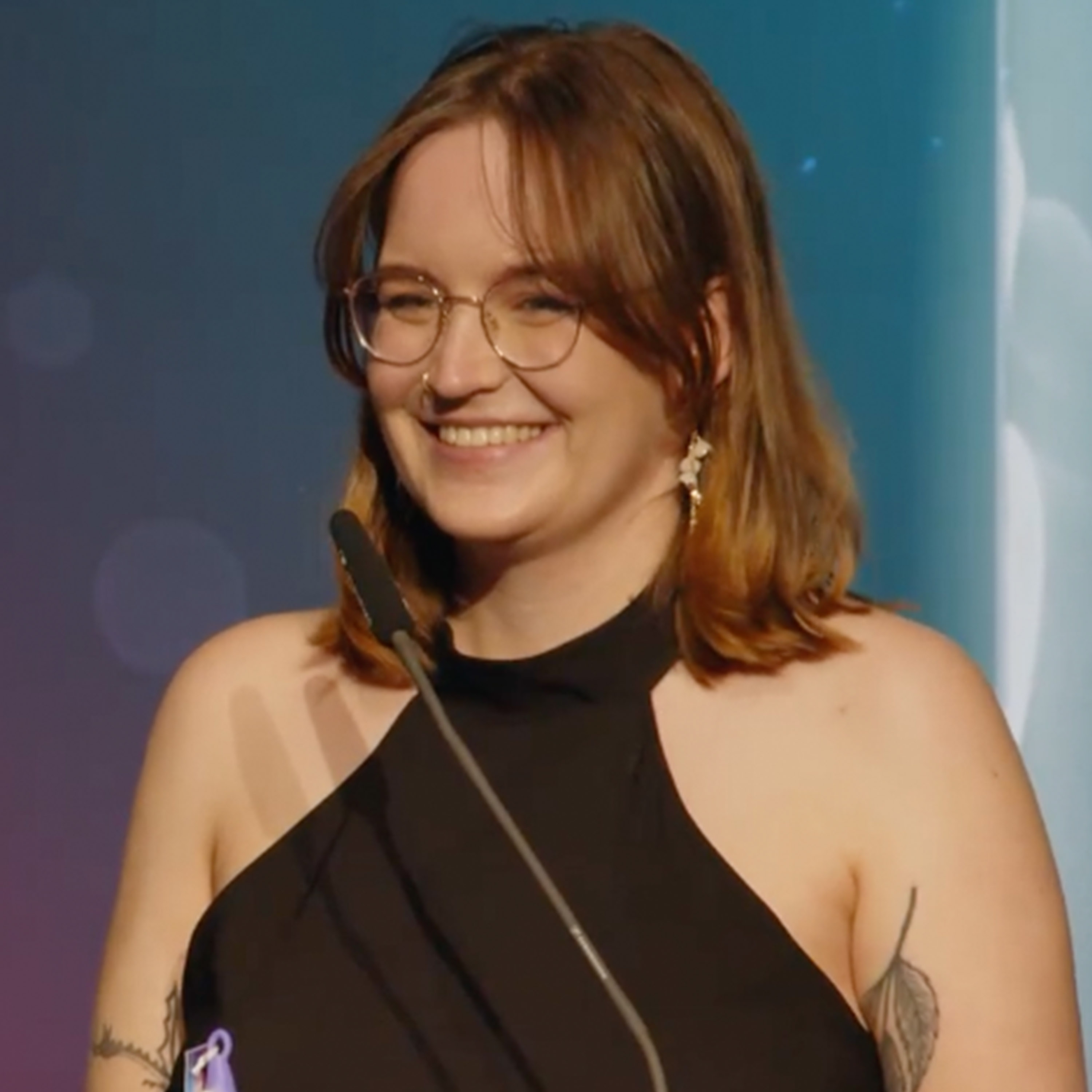 Im Gespräch mit der Autorin des DEP-Abräumers "Tiny Bookshop": OK COOL trifft Charlotte Zapfe-Wildemann