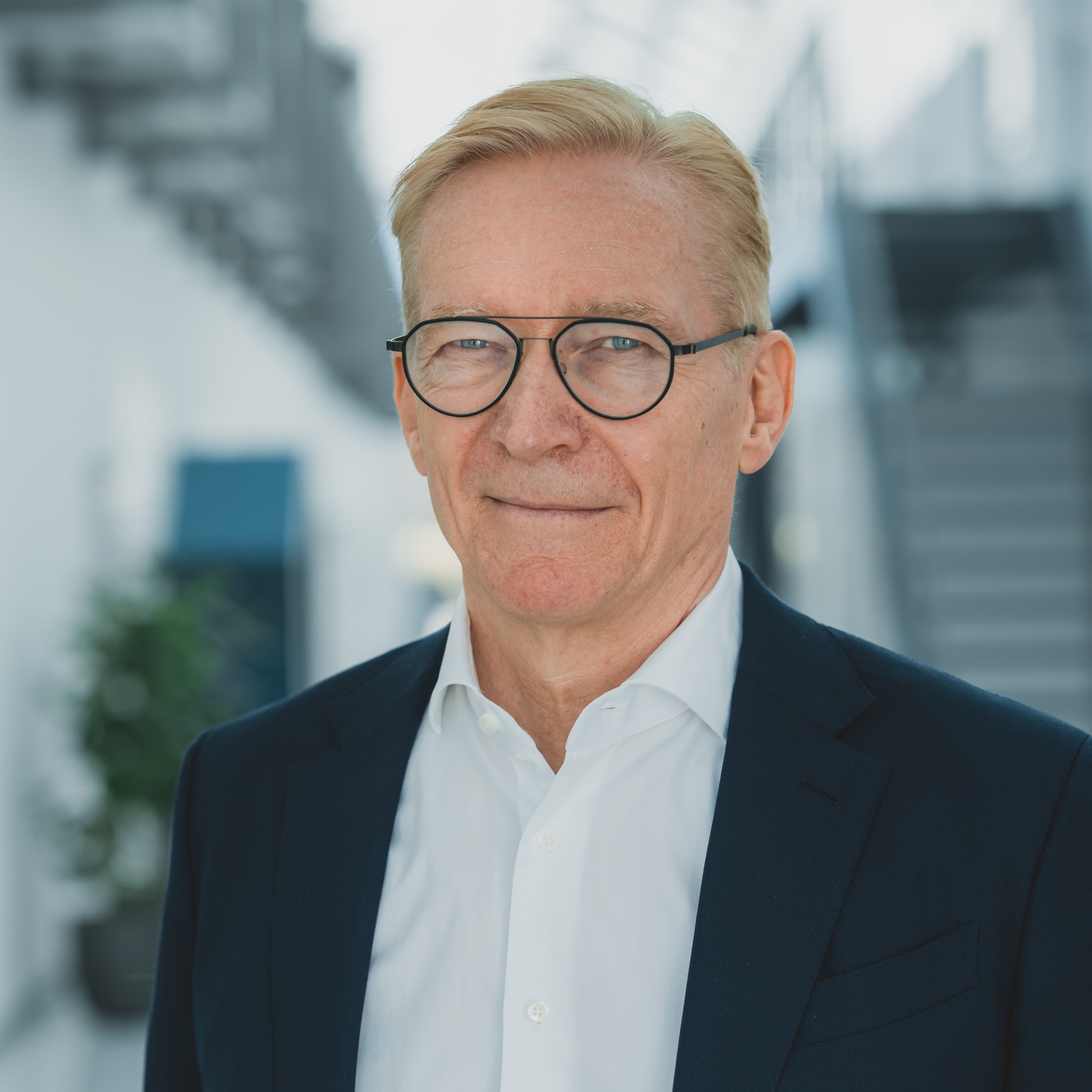 Lars Rasmussen gik fra smed til en af verdens bedste ledere: ”Hvis andre tror på dig, skal du huske at gøre det selv også”