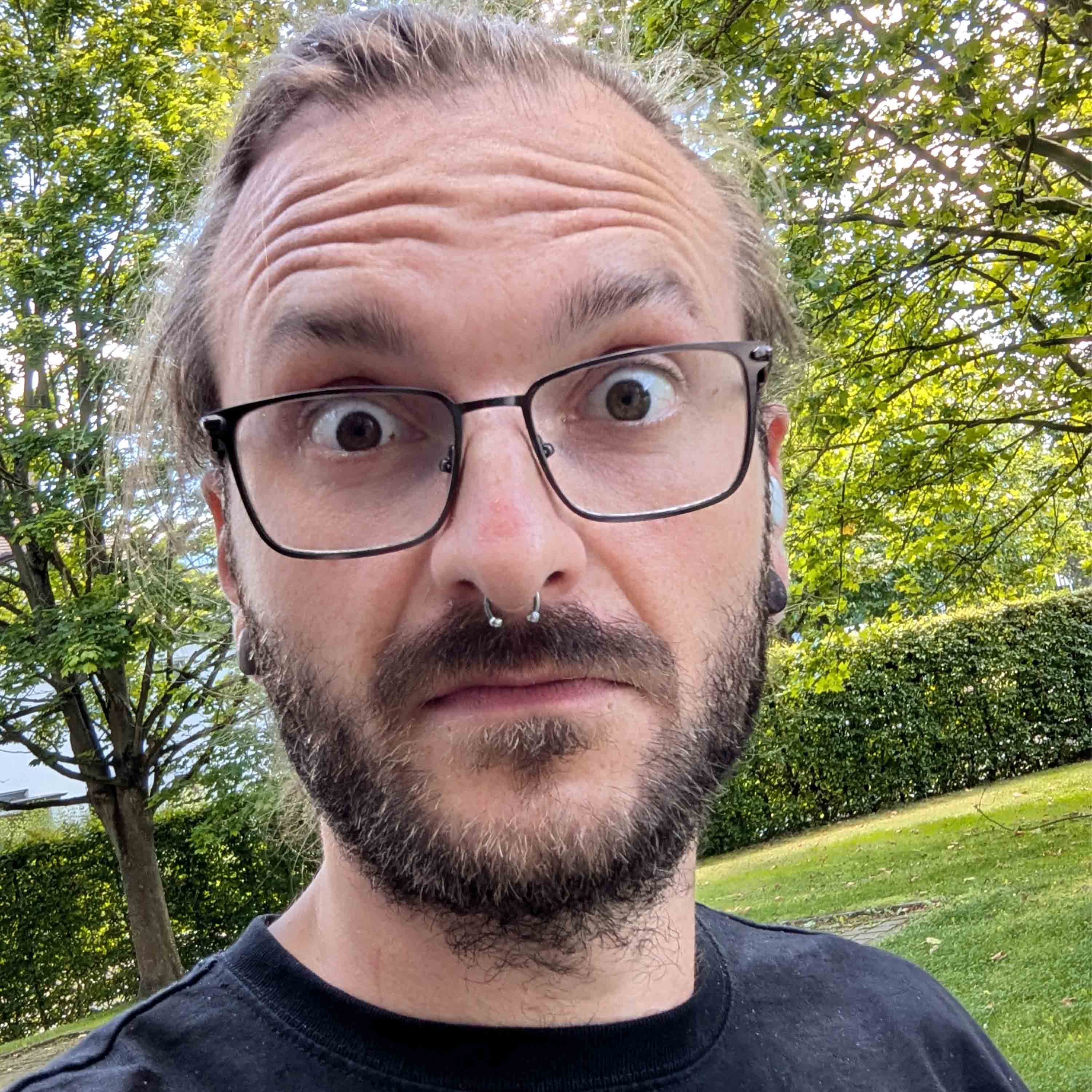Ungewöhnlich, seltsam & bizarr - und trotzdem eine vielversprechende Spielidee: OK COOL trifft David Schütze
