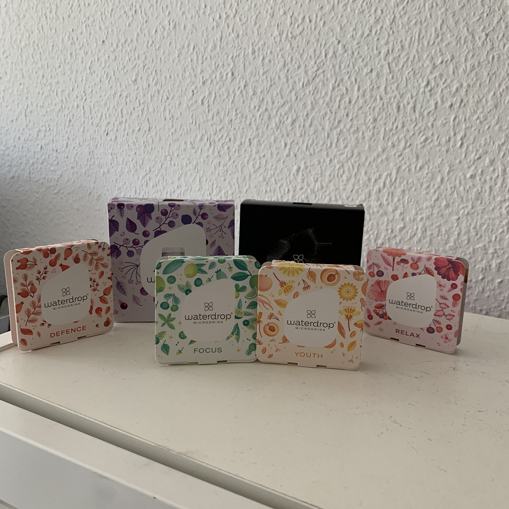 Zwei Flaschen trinken Limo