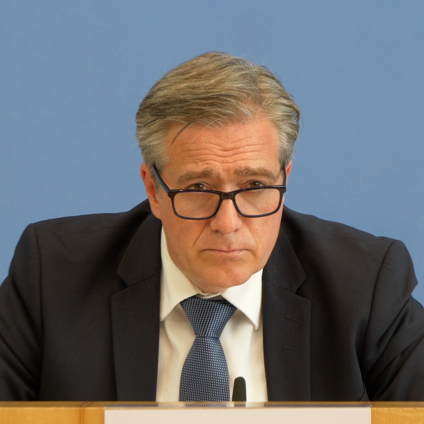 RegPK - 9. März 2022 - Im Regen stehen