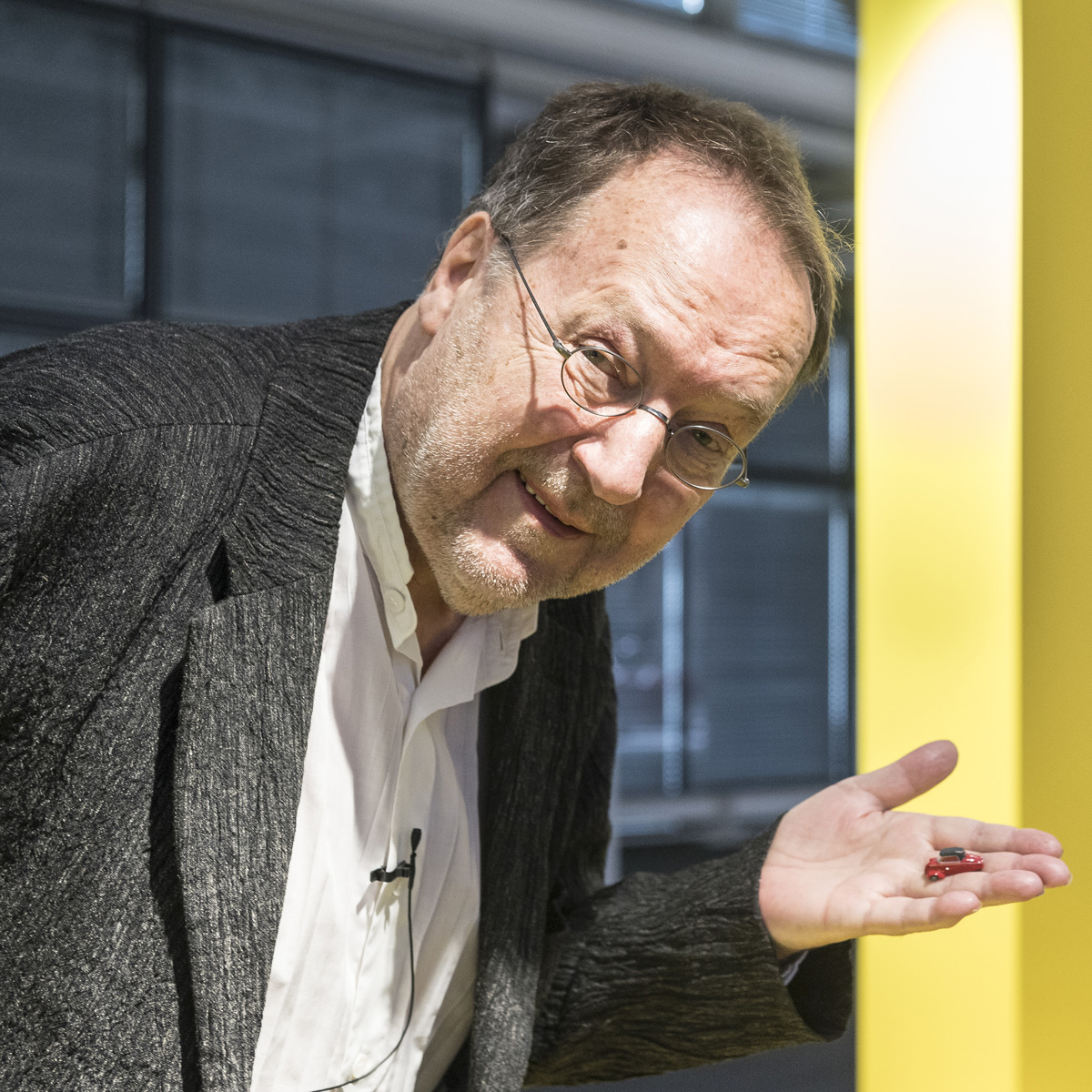 Michael Erlhoff – Texte
