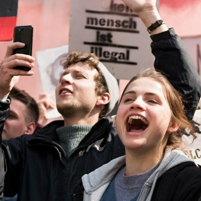 Die Flimmerkiste - alles über Kino, Serien & TV