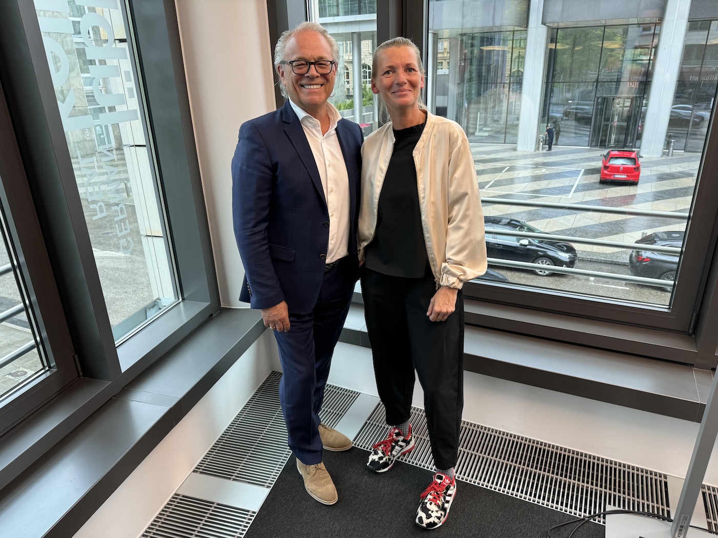 Real Estate Network – Deutschlands grösstes Immobilien-Podcast-Netzwerk - mit Alexander Schmid von IRECC