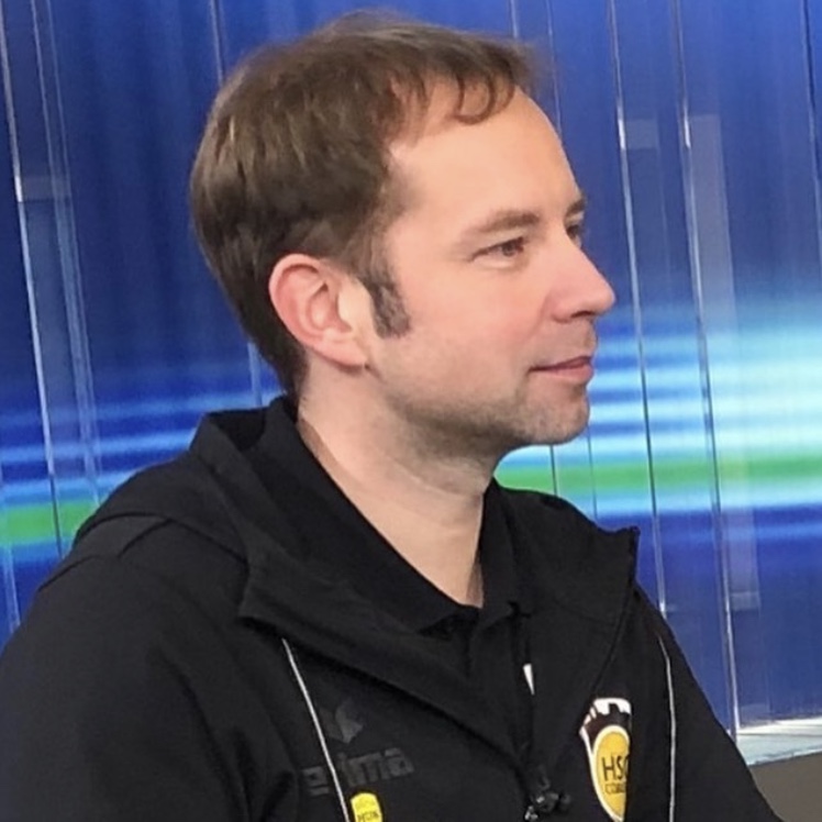 Sportreporter Dirk Feustel spricht mit...