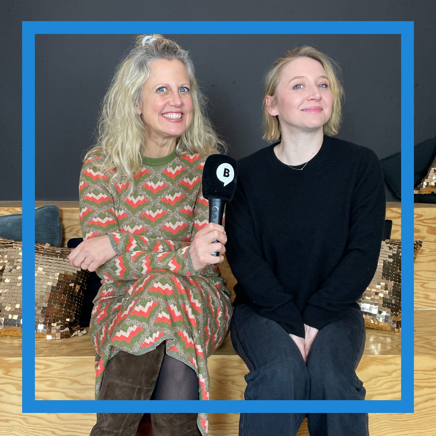 Mit den Waffeln einer Frau