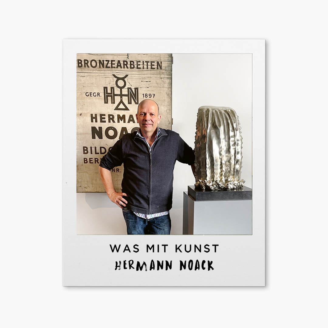 Was mit Kunst - Ein Podcast von und mit Johann König | Podimo