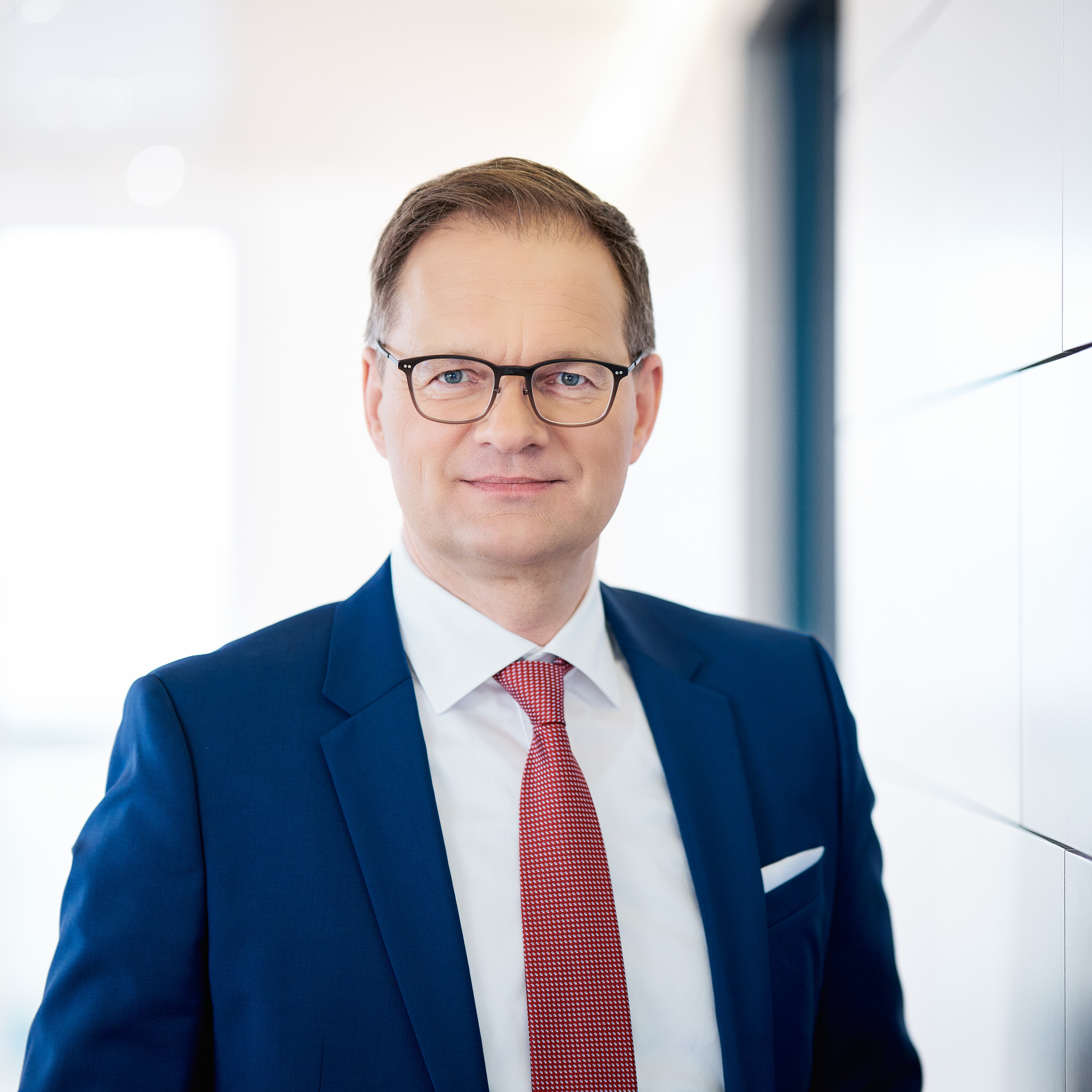 "Ohne unsere Optik kann die Welt keine Chips bauen" - Stefan Traeger (Jenoptik)