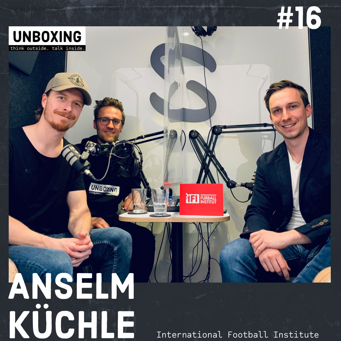 Unboxing - think outside. talk inside.