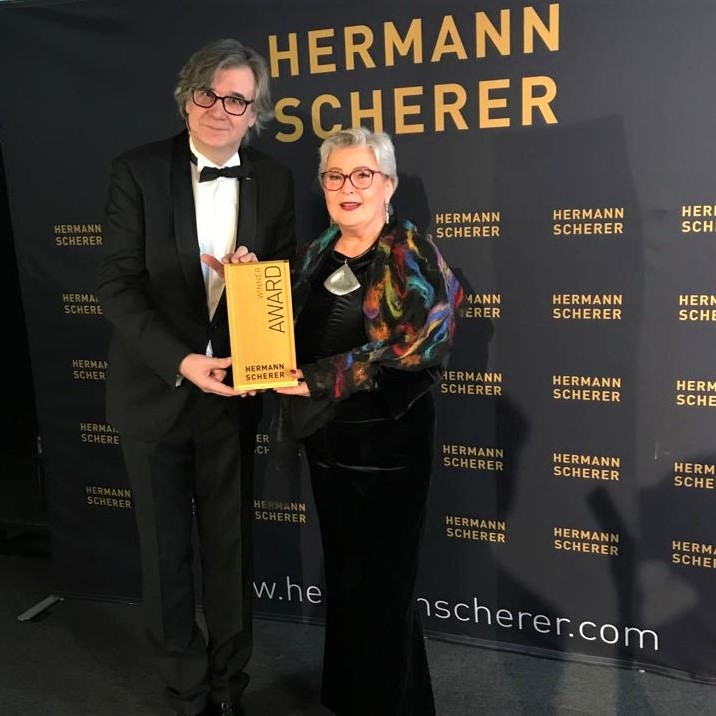 Schwarz hören: Petra Schwarz im Gespräch mit Hermann Scherer über Leben und Tod