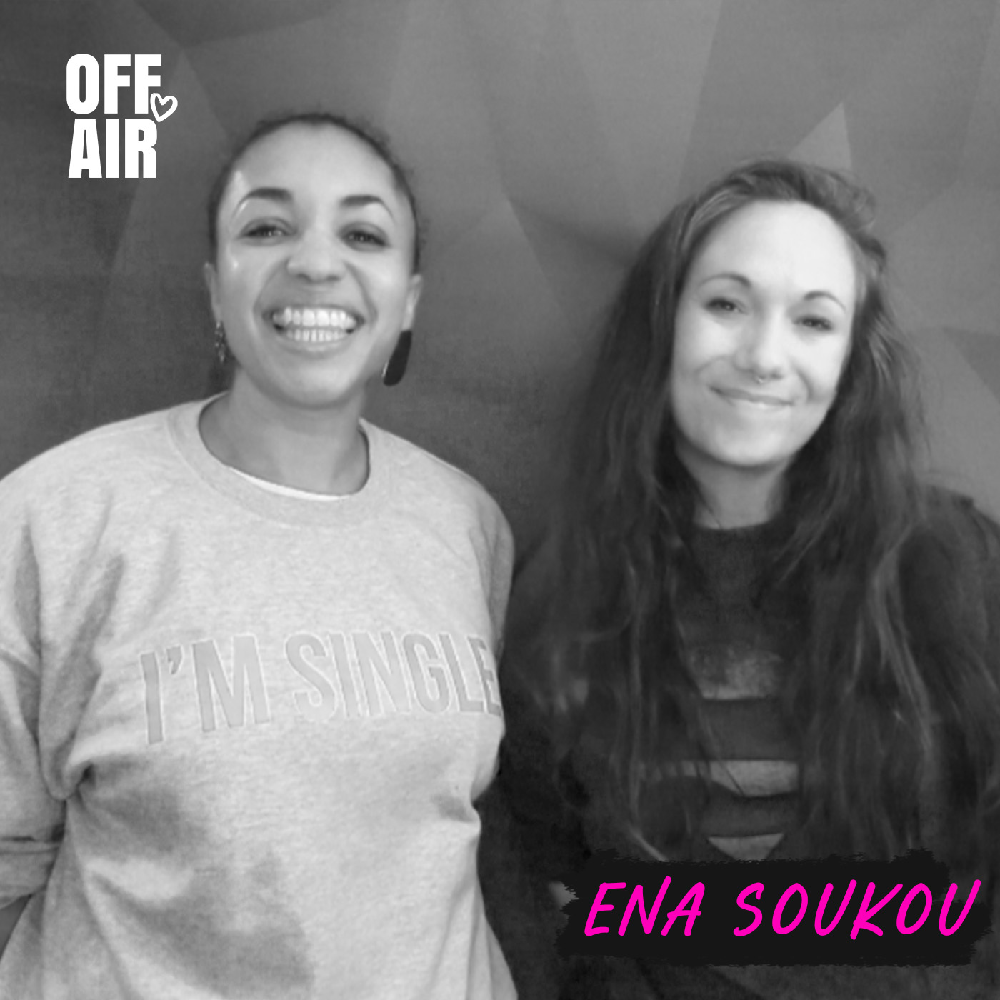 Ena Soukou – Comedy, Dating-Chaos & Haltung gegen Rollenbilder Ena Soukou – Comedy, Dating-Chaos & Haltung gegen Rollenbilder