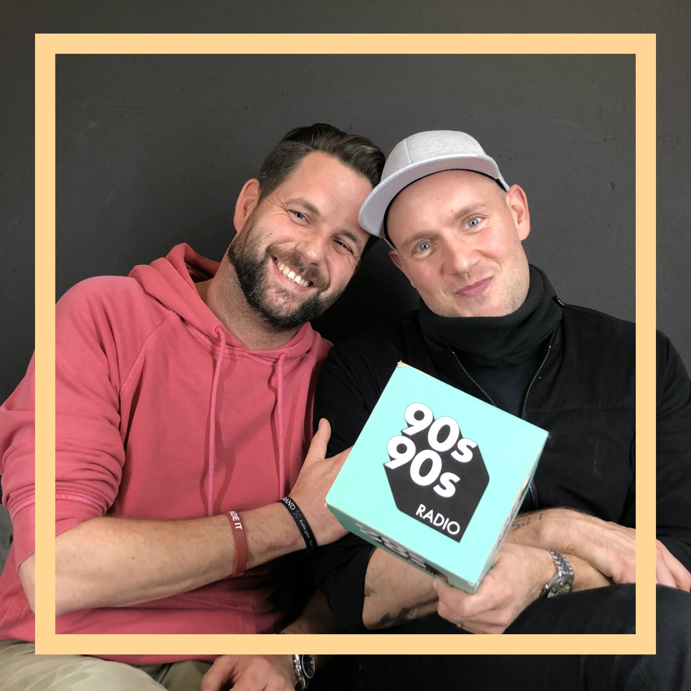 Mit den Waffeln einer Frau