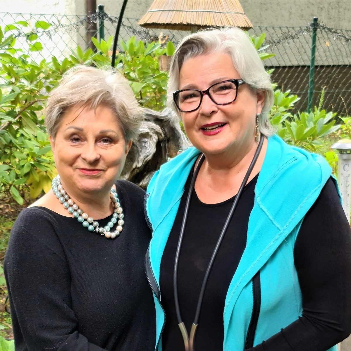 Schwarz hören: Petra Schwarz im Gespräch mit Dagmar Frederic über Leben und Tod