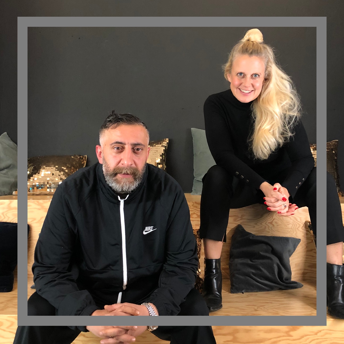 Mit den Waffeln einer Frau | MASTERFEED (nicht in Verbreitung)