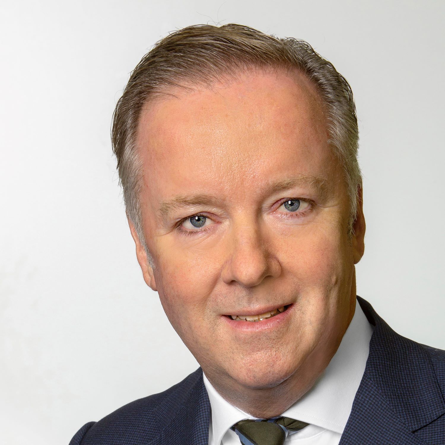 #6 Stefan Wulff - Berliner Trends kommen in Hamburg an: Bündnis für  Wohnen wackelt episode artwork