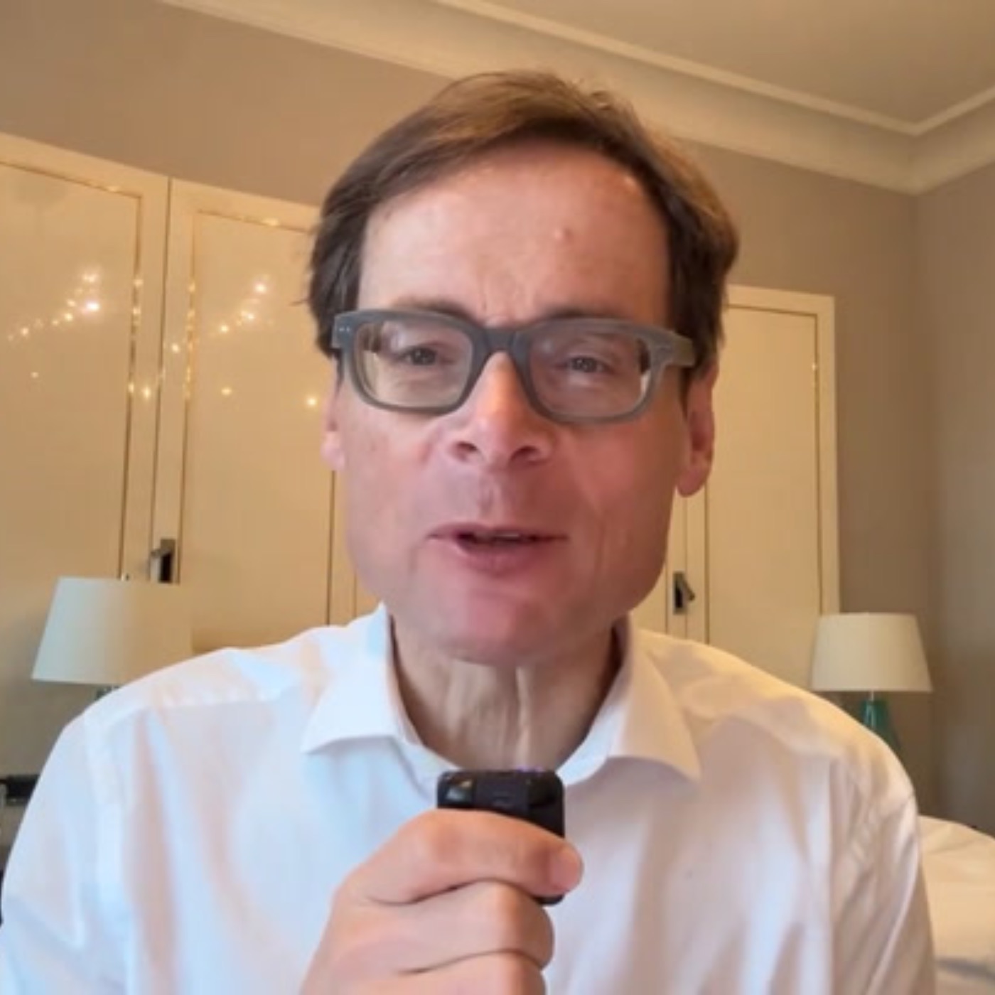 Wahlkampf in Ungarn: J. D. Vance bei Viktor Orbán – Weltwoche Daily DE