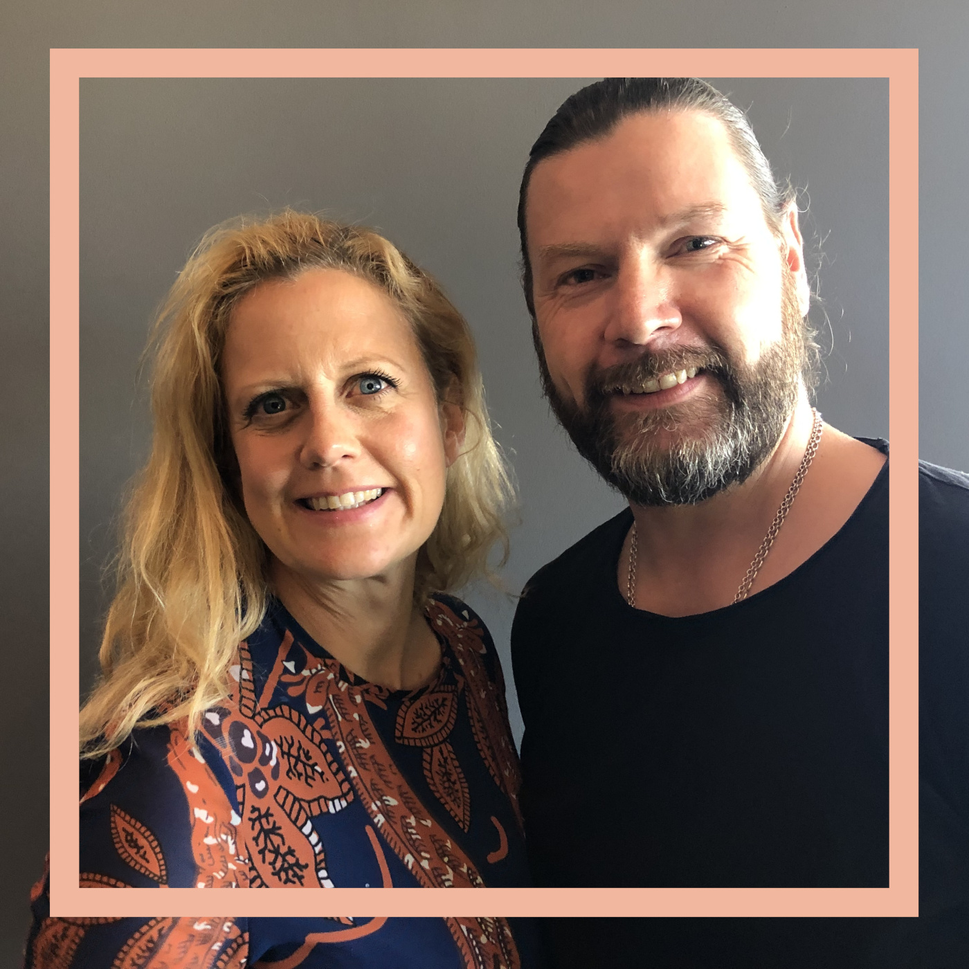 Mit den Waffeln einer Frau | MASTERFEED (nicht in Verbreitung)