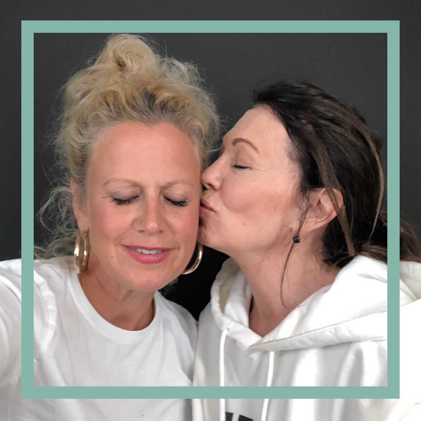 Iris Berben - Mit den Waffeln einer Frau - Podcast Iris Berben - Mit den Waffeln einer Frau - Podcast