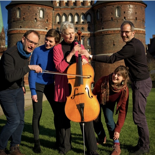 Mehr als Töne - Musikpädagogik und Gesellschaft