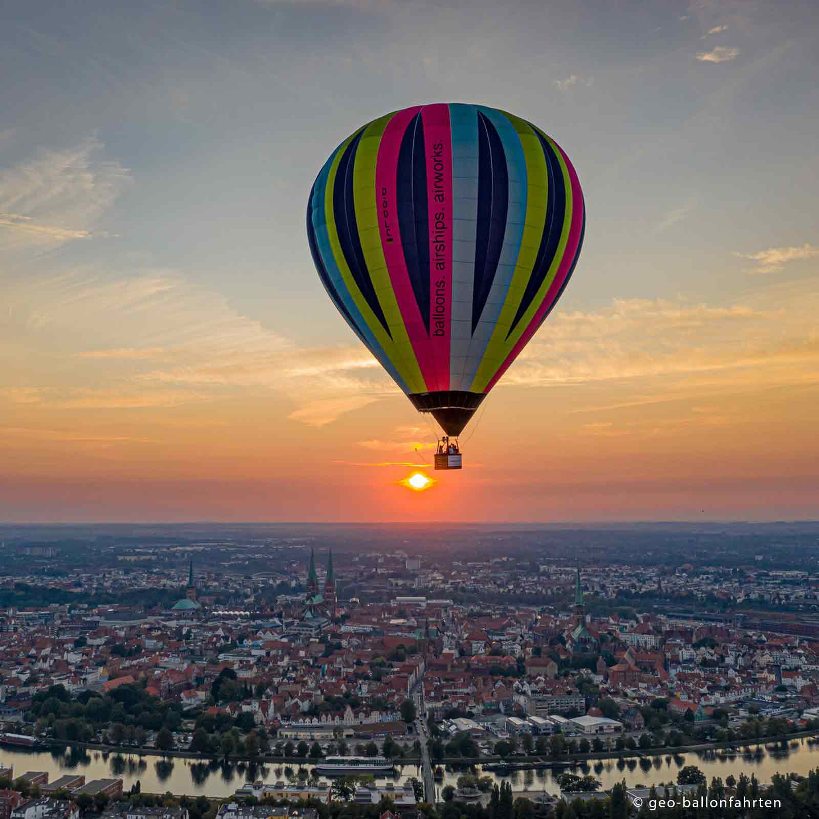 Mit dem Ballon über das Hanse Kultur Festival fliegen episode artwork