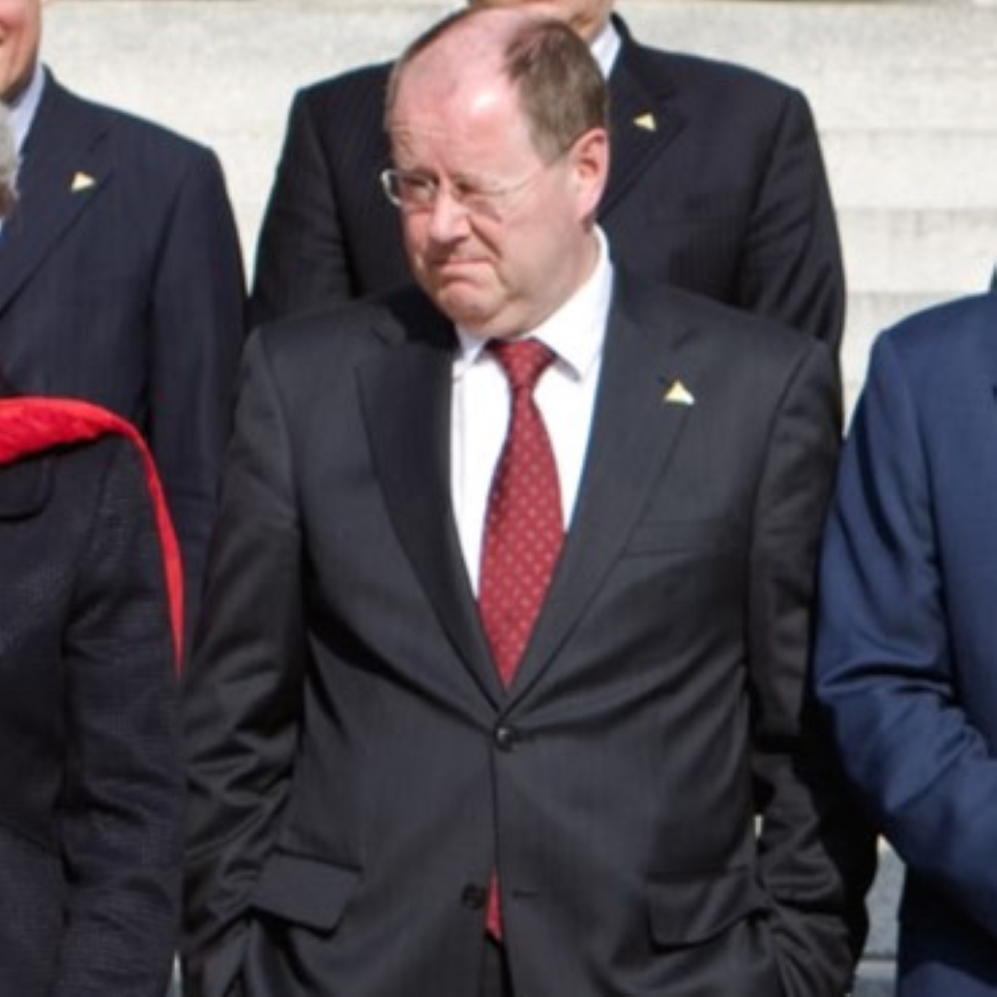 Y-213: Statement von Bundeskanzlerin Angela Merkel und Finanzminister Peer Steinbrück zur Finanzkrise (2008)