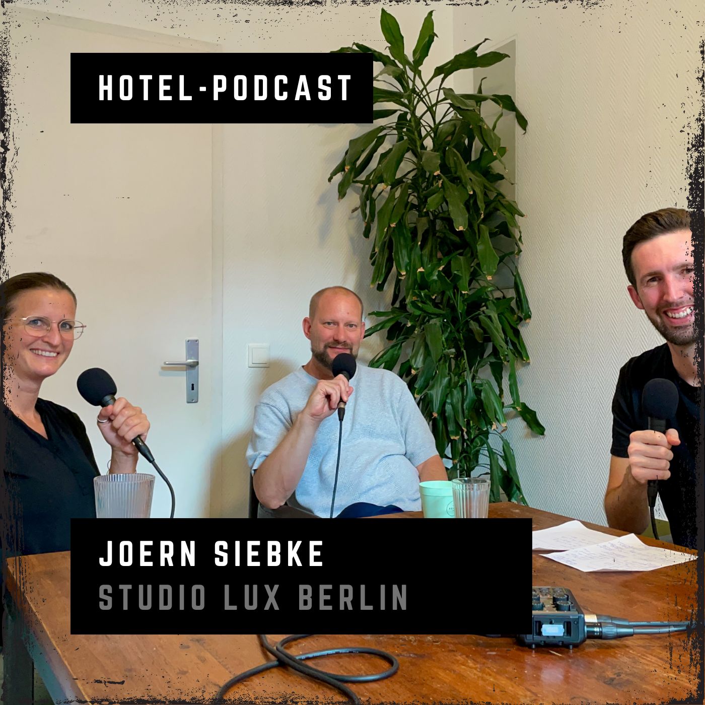 HOTEL-PODCAST