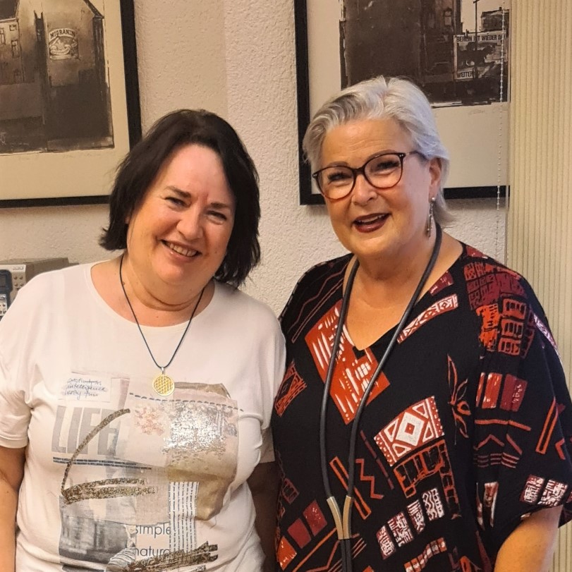 Schwarz hören: Petra Schwarz im Gespräch mit Sabine Lizarraga über Leben und Tod