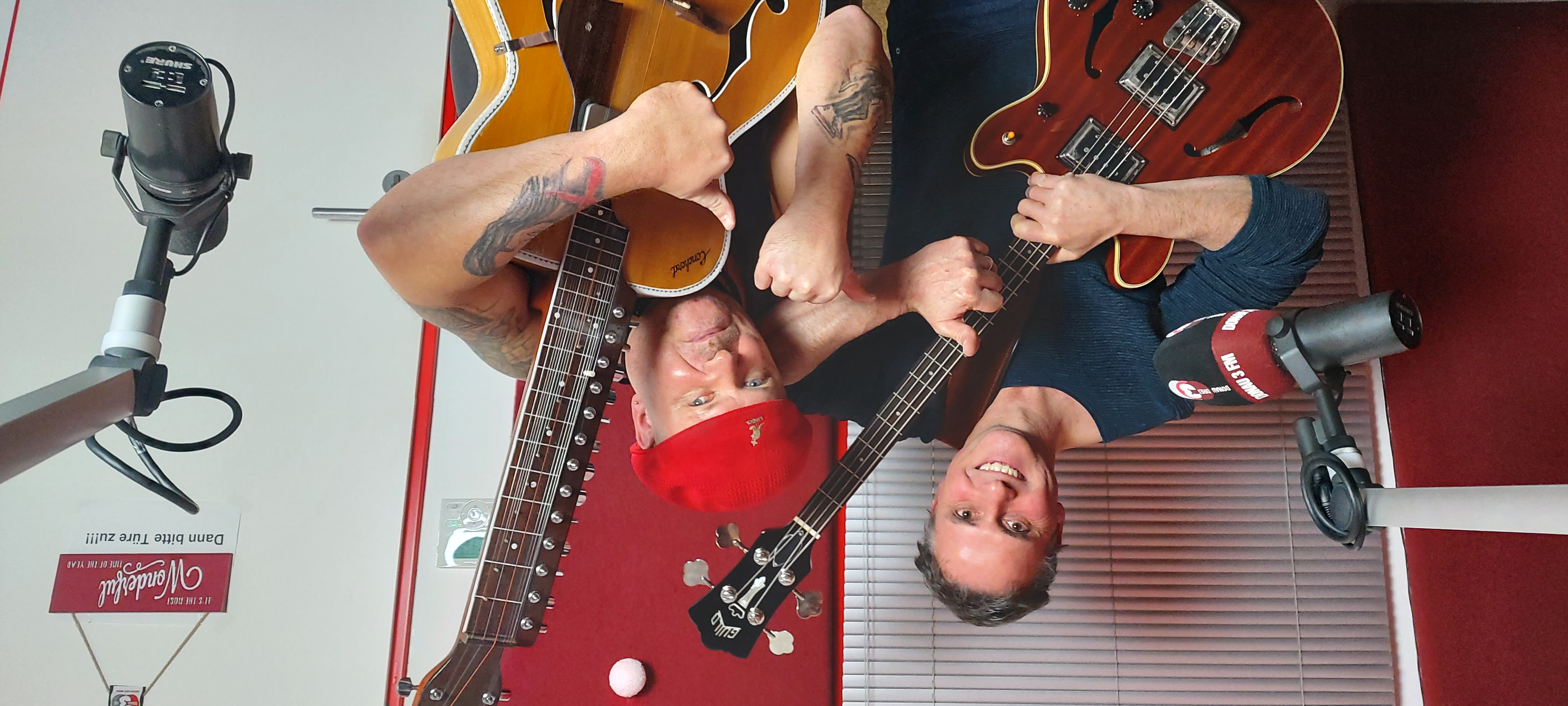 Er war Udo Lindenbergs Paniksohn und Gitarrist - Kieran Hilbert rockt mit seiner Band das Studio episode artwork