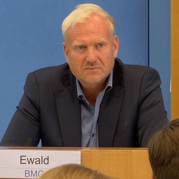 Social-Media-Führer - 27. Juli 2020 - RegPK