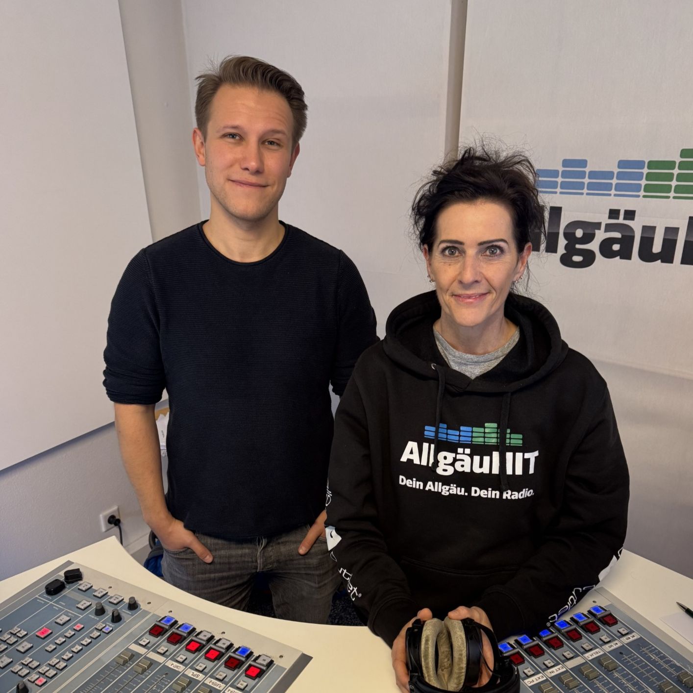 Frech, klug, preisgekrönt: Cornelius Oettle packt aus! episode artwork