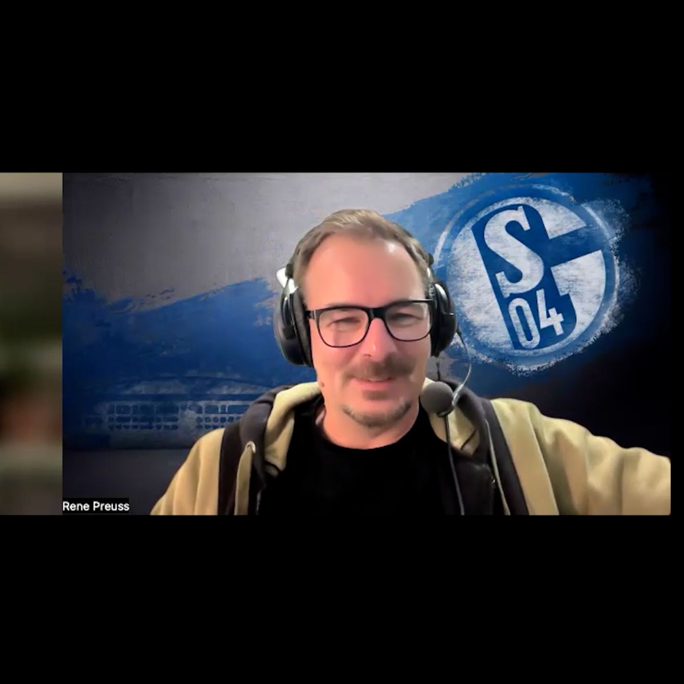 Krisen-Kokolores: Auf Schalke bleibt’s königsblau ruhig Der „Schalke-POTTcast“ – Episode 194 Krisen-Kokolores: Auf Schalke bleibt’s königsblau ruhig Der „Schalke-POTTcast“ – Episode 194