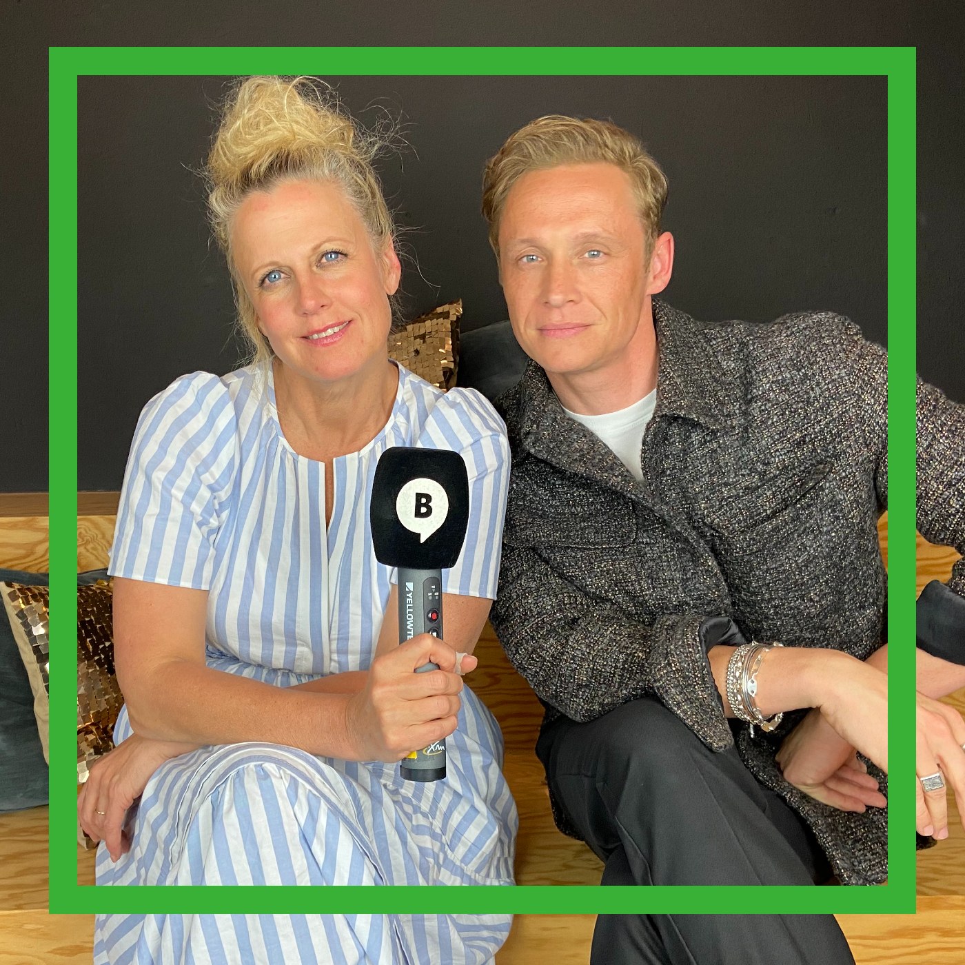 Mit den Waffeln einer Frau