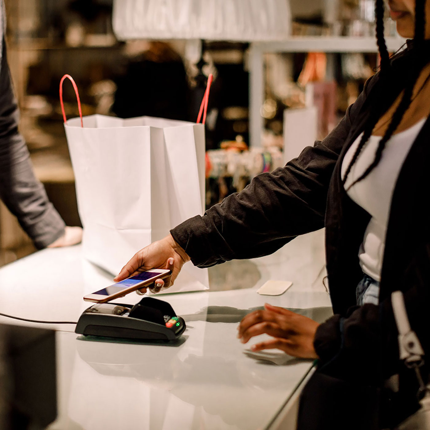 Embedding CBDCs into everyday payments