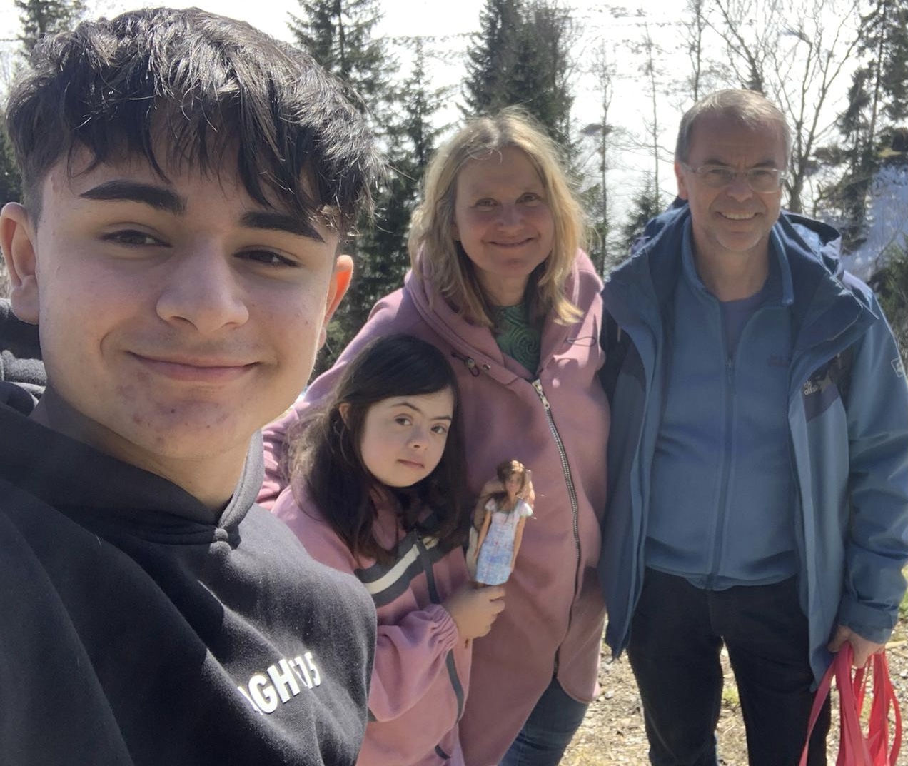 Mutter, Vater, Sohn, Tochter und ein Extra-Chromosom episode artwork