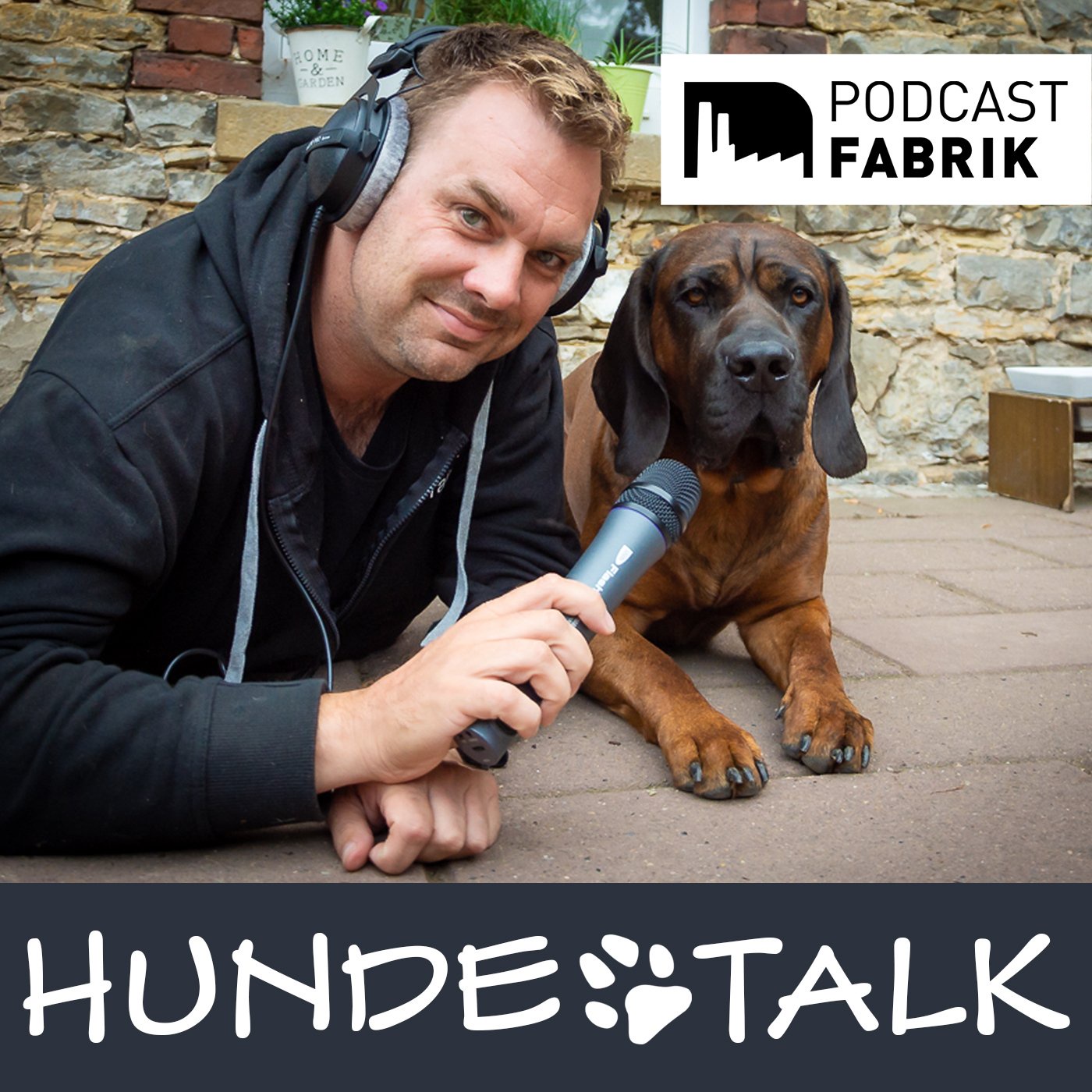 HUNDETALK - Für die Hunderunde gibt es überall wo es Podcasts gibt