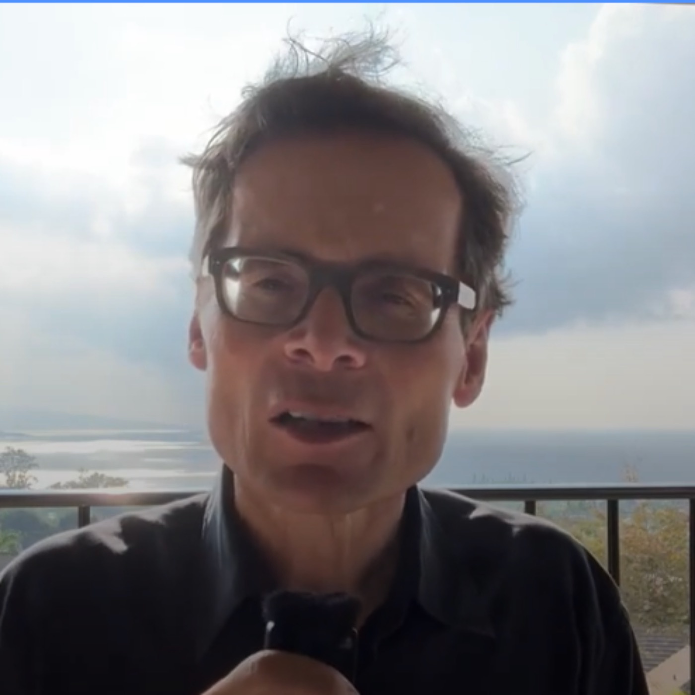 Gaga-Historiker Snyder: AfD sowie Musk und Co wollen Demokratie und EU zerstören – Weltwoche Daily DE