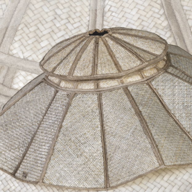 #4 Hut aus gespaltenen Federkielen