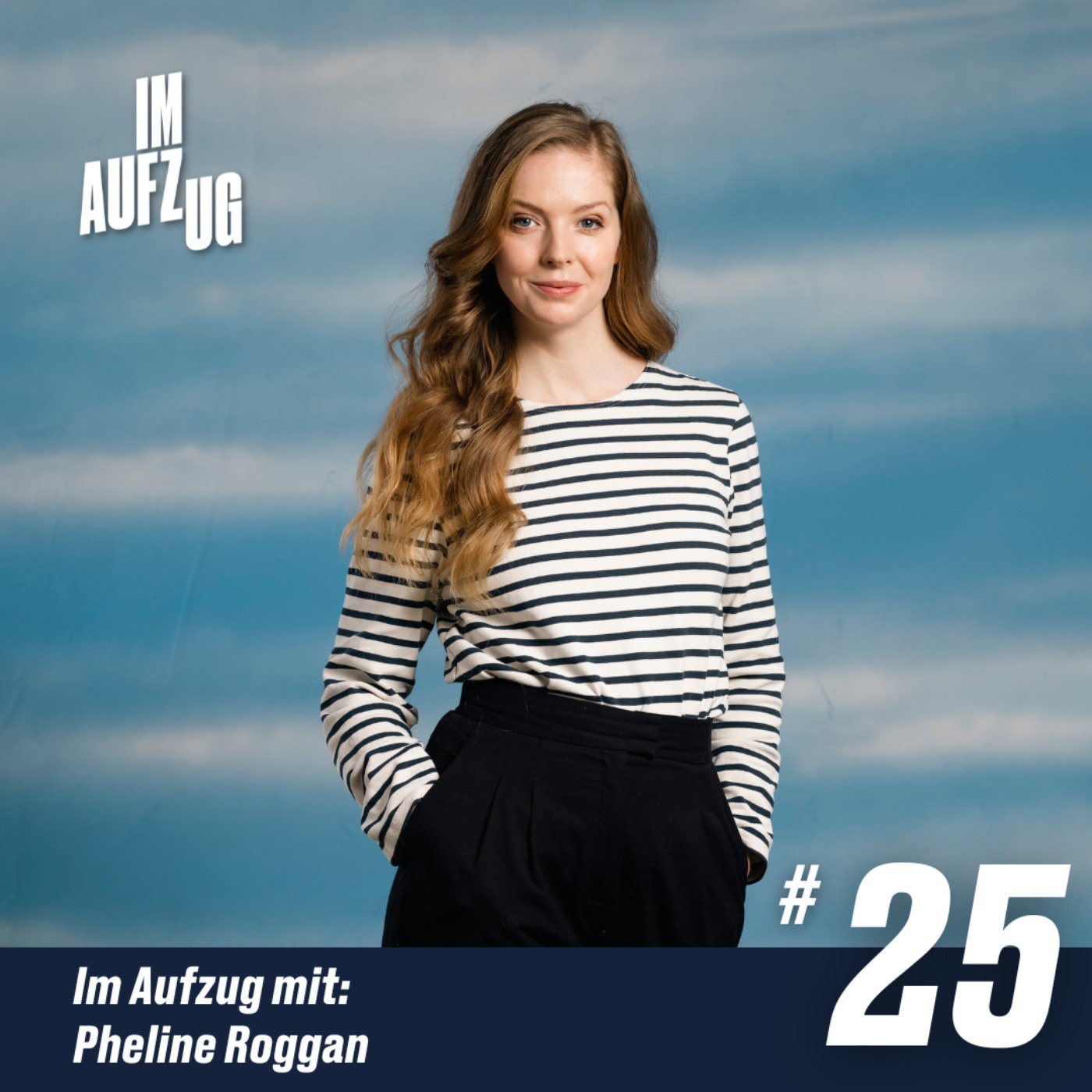 Im Aufzug mit Pheline Roggan