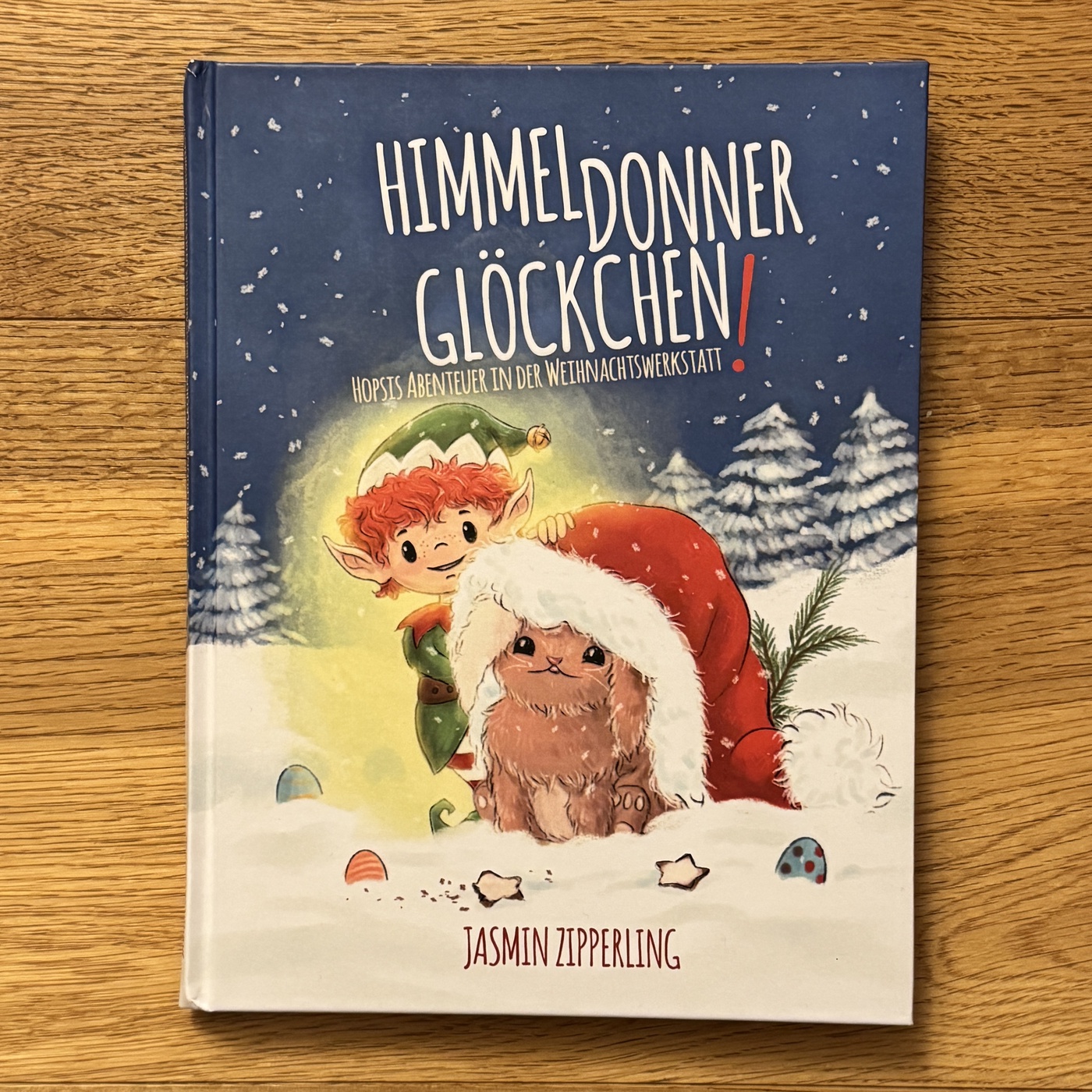 #35 - „Himmeldonnerglöckchen: Hopsis Abenteuer in der Weihnachtswerkstatt“ von Jasmin Zipperling