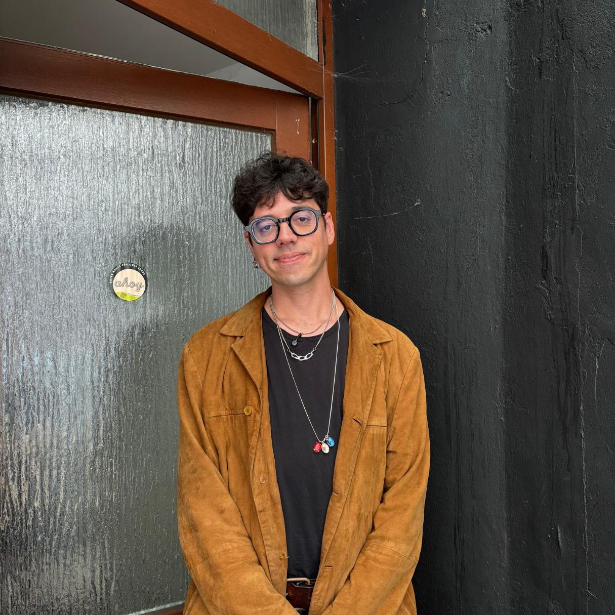 Dressed Like Boys bei ZEHN UHR MITTAGS