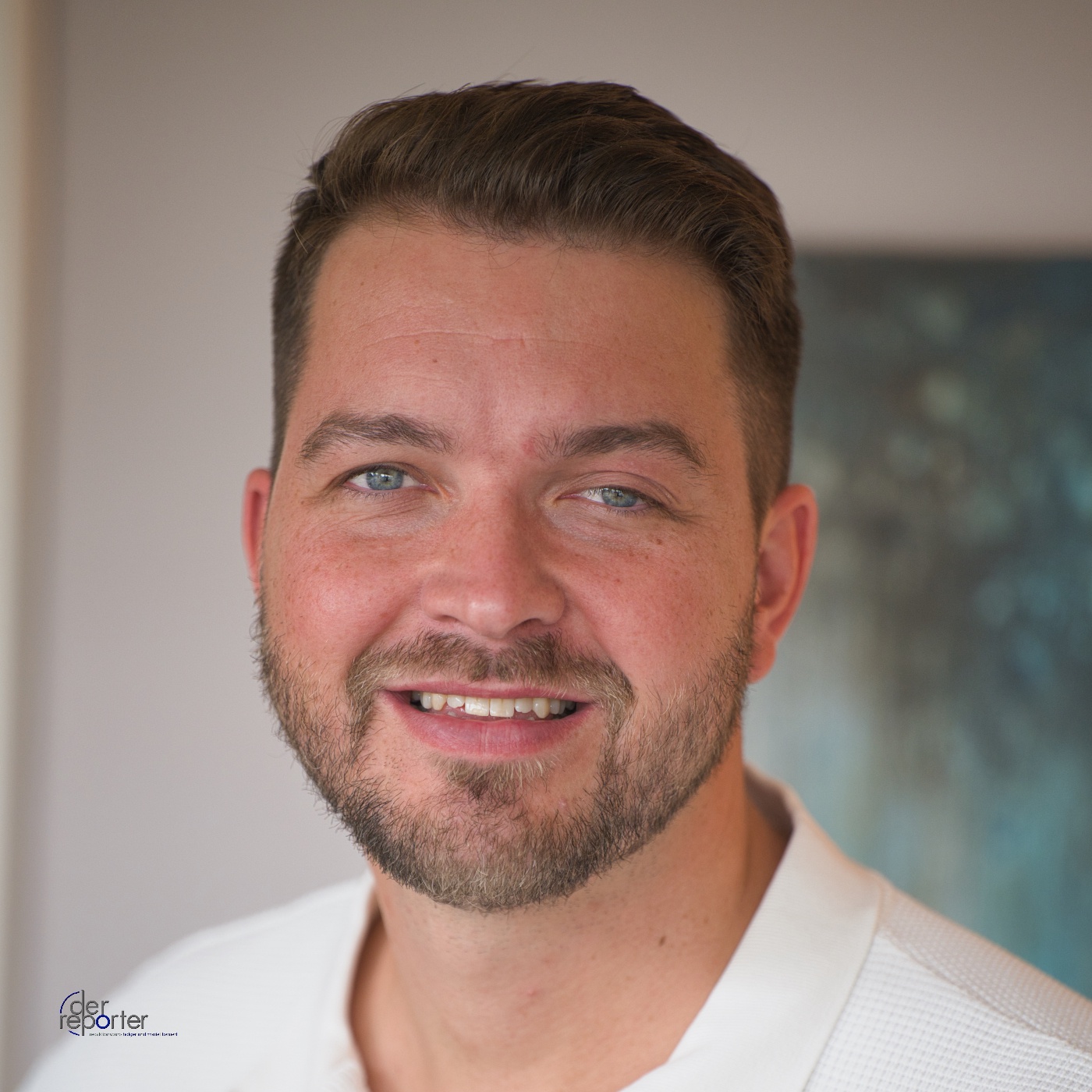 Padeltennis im Glaskasten und Sanitäter an der Rezeption