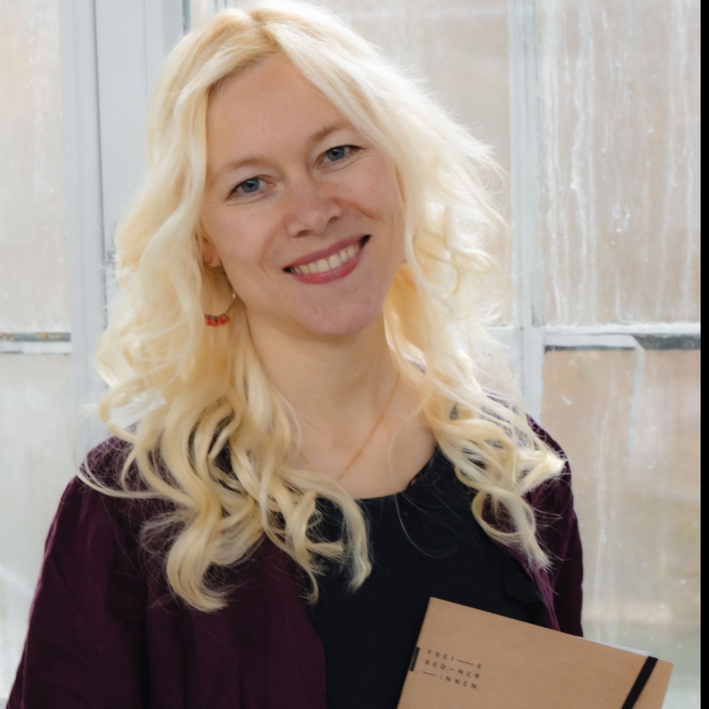 😍 Stolpern erlaubt – unperfekt lebendig, tief berührt & von Herz zu Herz 💞  ☀️ Ein Podcast über das Wunder-volle im Bruch, das echte Leben und Worte, die bleiben ❤️‍🔥