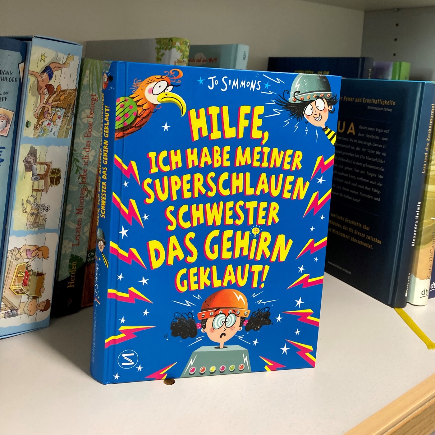 Buchtipp: Hilfe, ich habe meiner superschlauen Schwester das Gehirn geklaut!