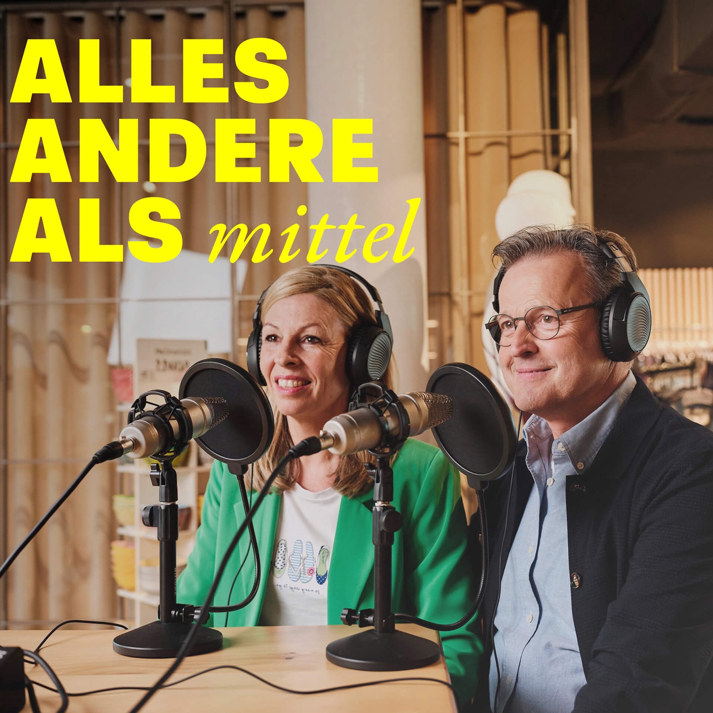 Modehaus? Mittelpunkt der Glücksgemeinde – Ursula und Udo Bertsch