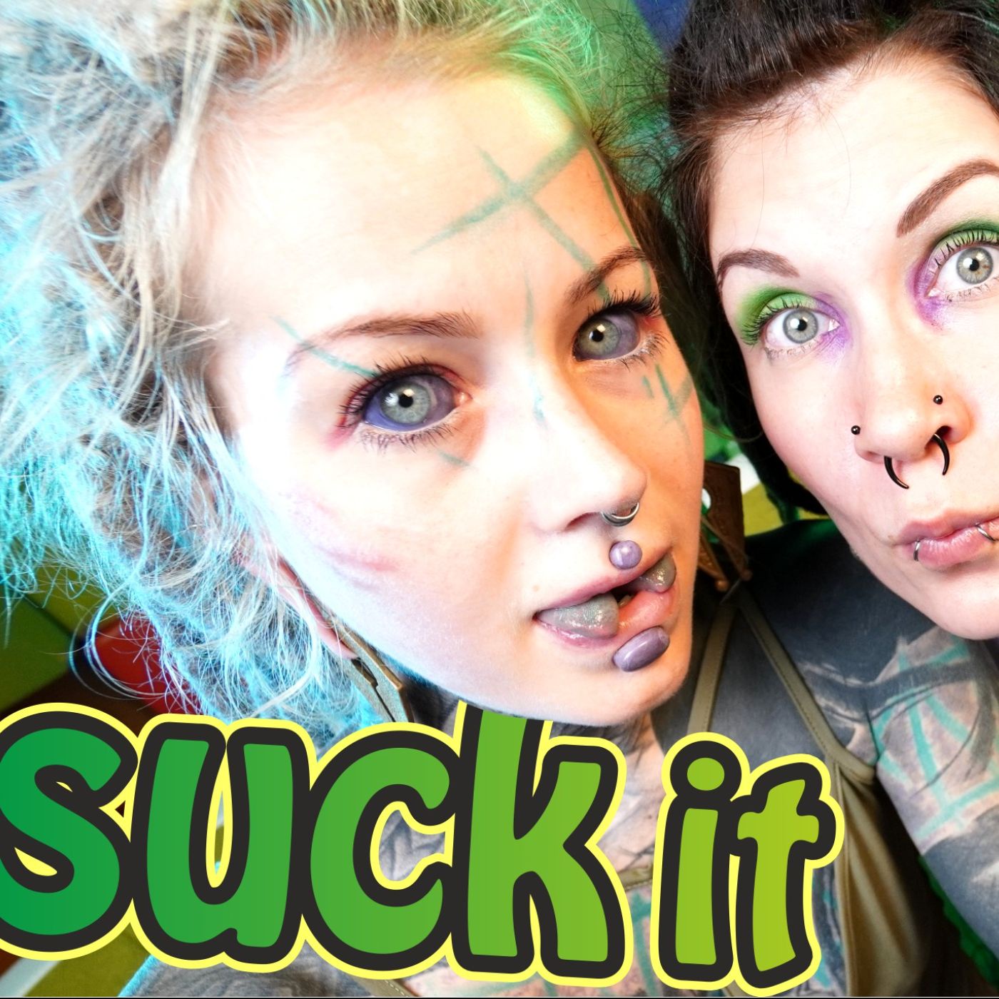 Anuskatzz - Tattoo girl eat Lollipop ASMR  // relaxing food sounds (sweet candy mukbang)