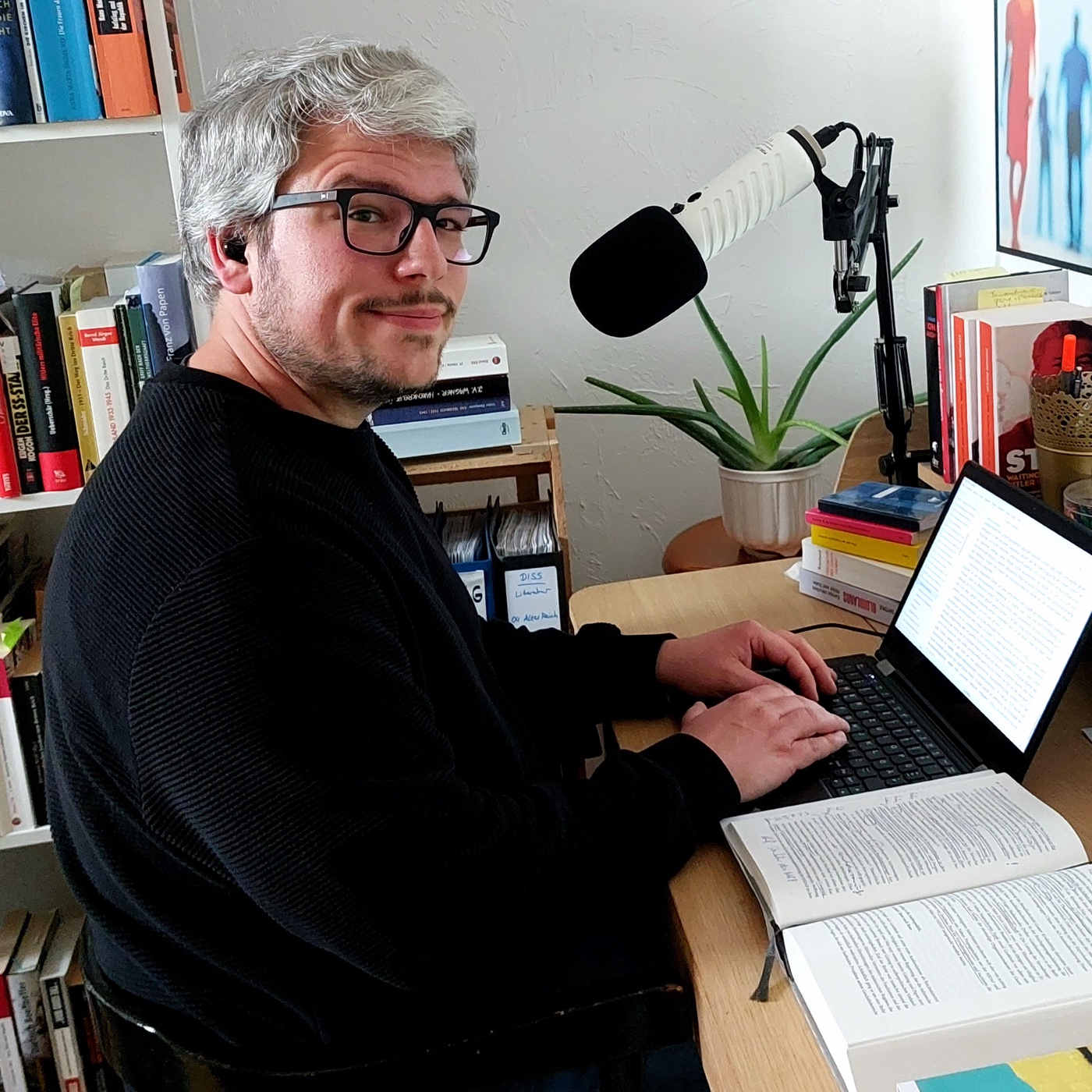 (19) Der 8. Mai. Historische Parallelen & heutige Verantwortung - mit Jonas Stephan