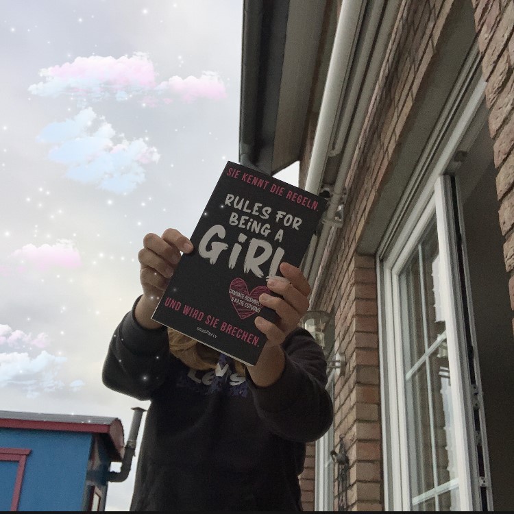 Die Kurzwelle-Leseecke: Rules For Being A Girl