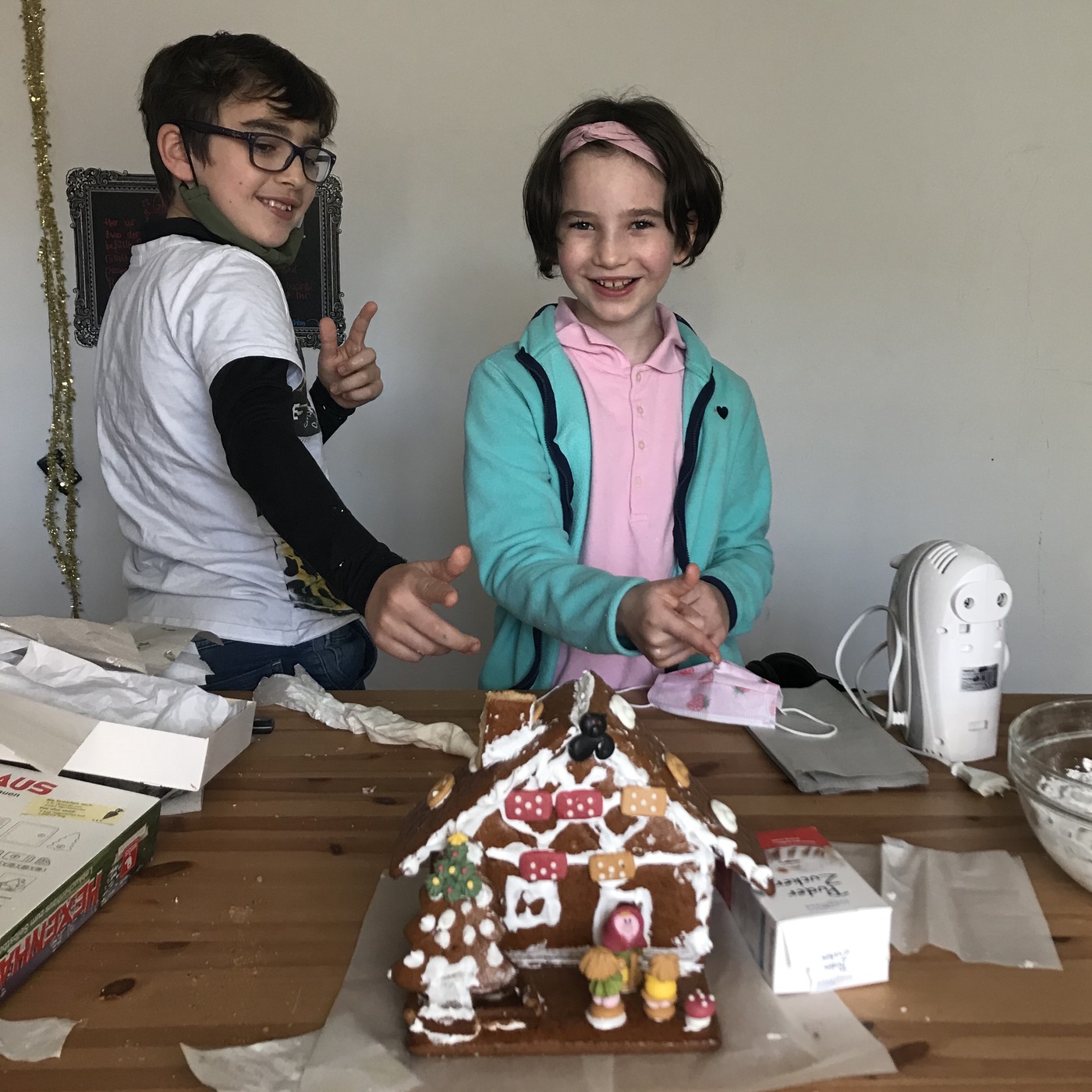 Wir bauen ein Lebkuchenhaus