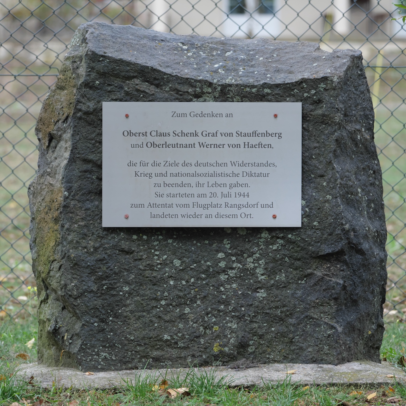 X-045: Kontroversen und Wandel: der 20. Juli 1944 in der deutschen Erinnerung, mit Dr. Christopher Dowe